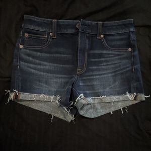 Deleting listing Friday! AEO shorts